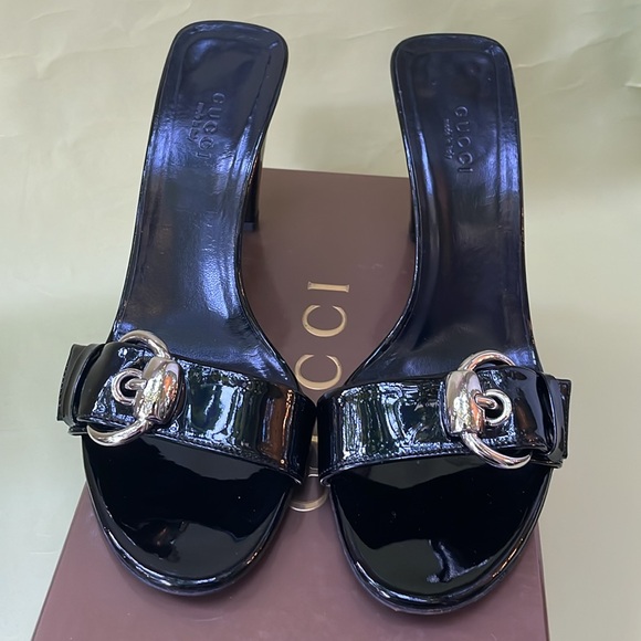Vintage black/silver Gucci patent leather heels in original box - Picture 7 of 16
